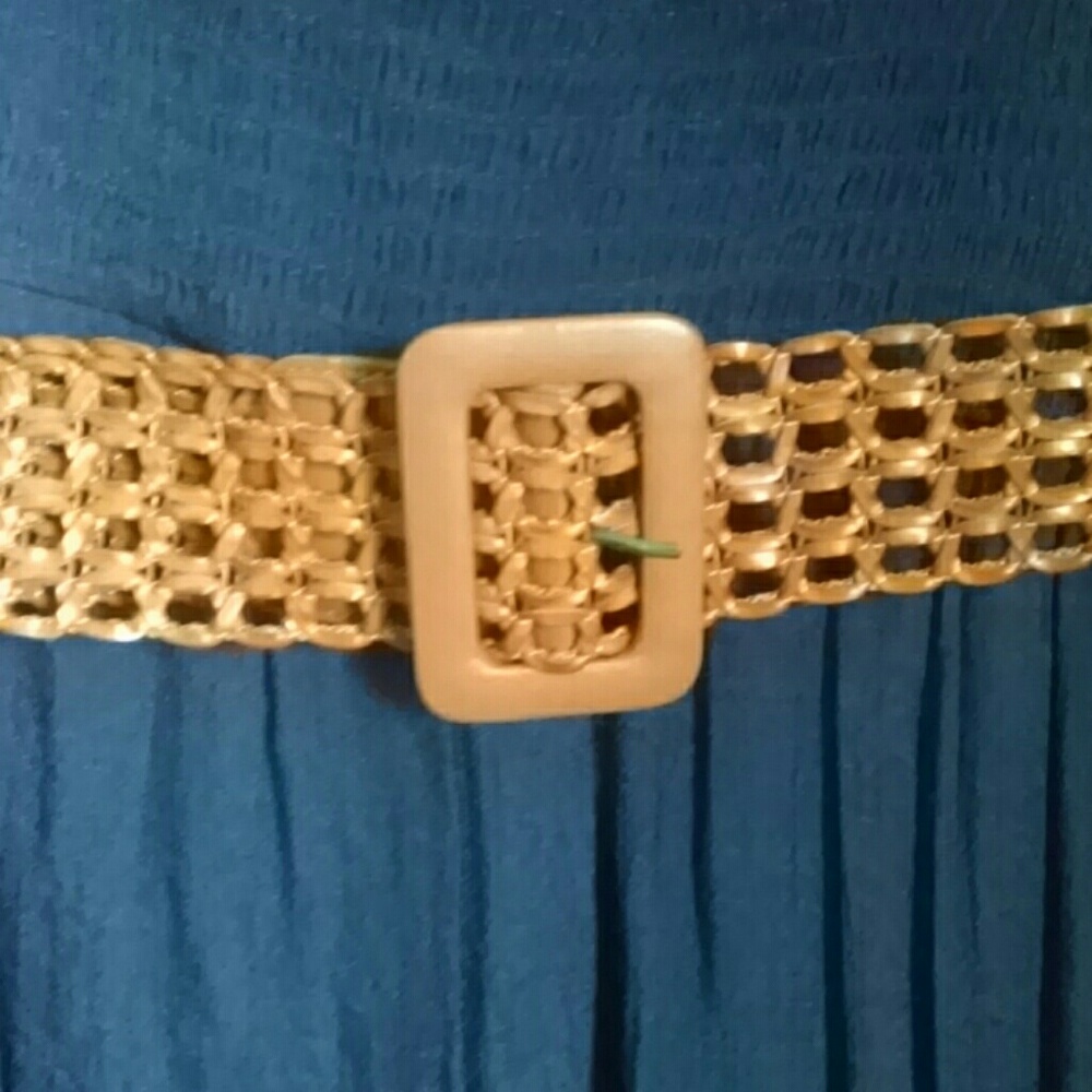 High-low dress - Picture 2 of 5